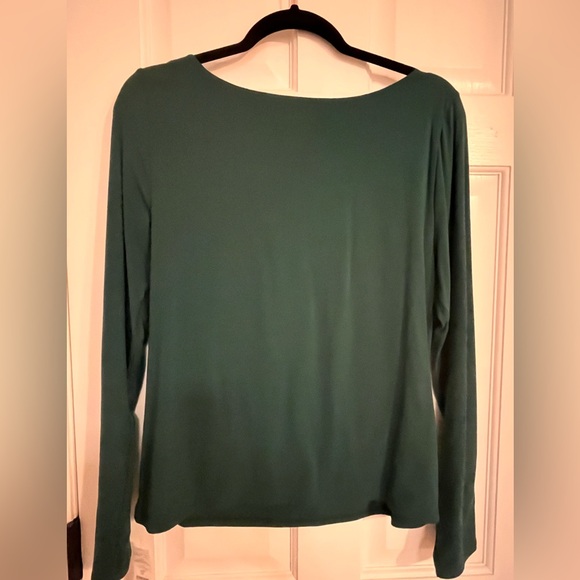 BNWT WHBM GREEN TOP. - Picture 3 of 4